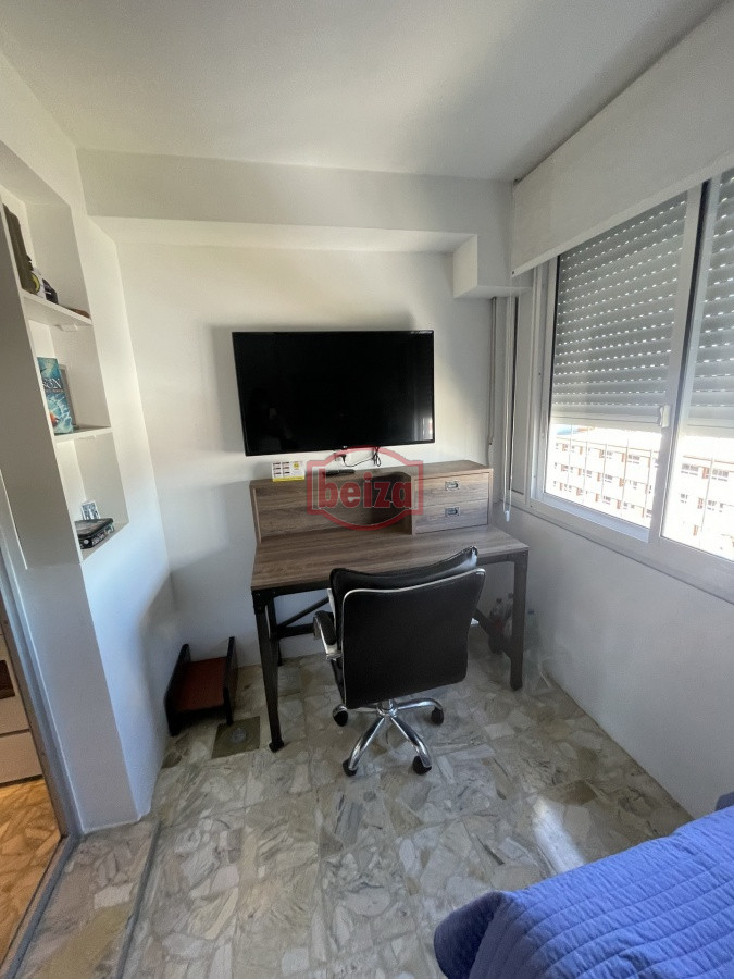 Apartamento ID.20249 - Frente al Mar en Playa Mansa – 3 Dormitorios con Vista Única