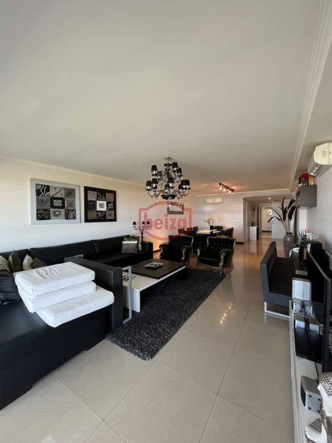 Apartamento ID.160854/Apartamento-en-Brava,-3-dormitorios-en-suite - Apartamento en Brava, 3 dormitorios en suite