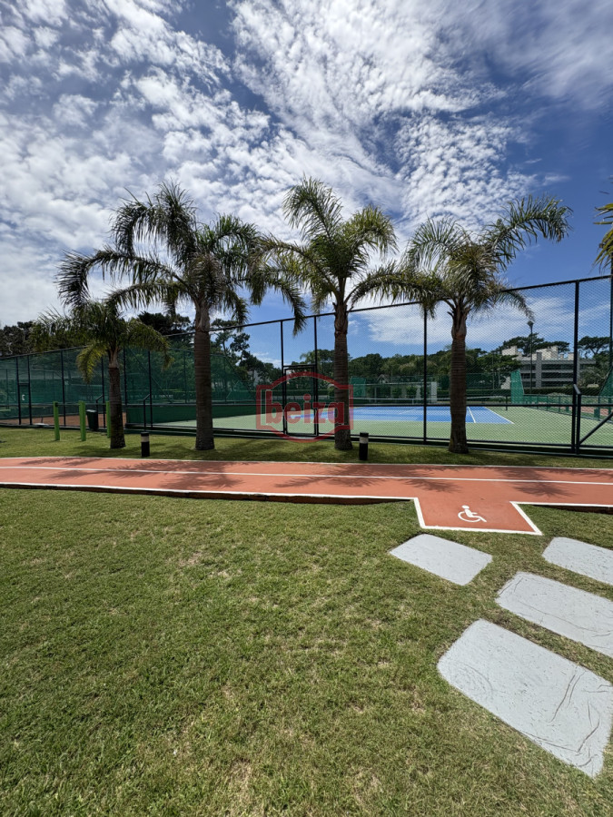 Apartamento ID.166645/apto-en-alquiler-2-dormit - Torre Aquarela 