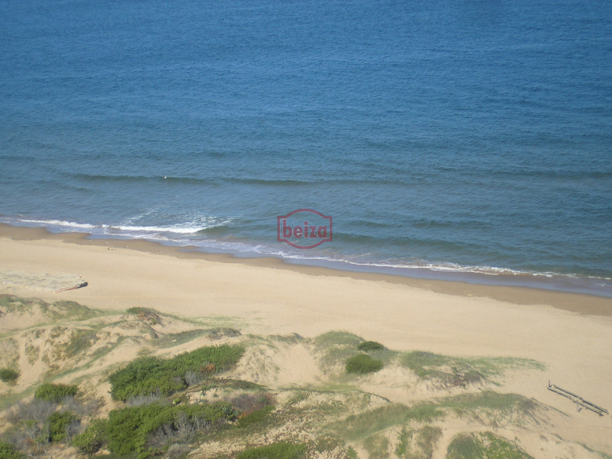 Apartamento ID.160789/Apartamento-en-Brava,-2-dormitorios-* - Mansa, 3 Suite