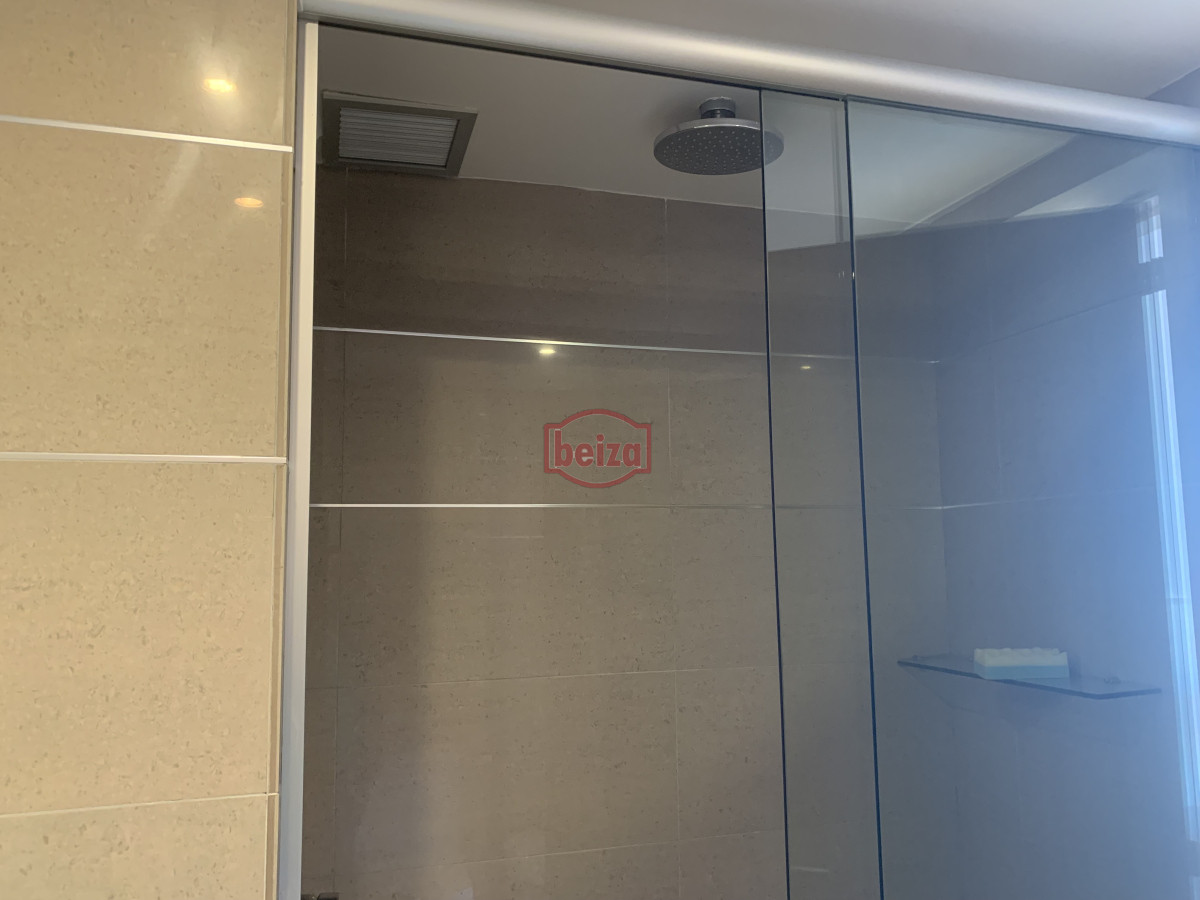 Apartamento ID.166885 - Venta apartamento 3 dormitorios mas servicio playa mansa