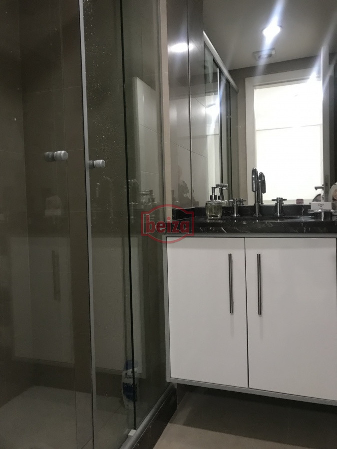 Apartamento ID.163760 - Playa Mansa - 2 Dormitorios en suite. Gran variedad de amenities