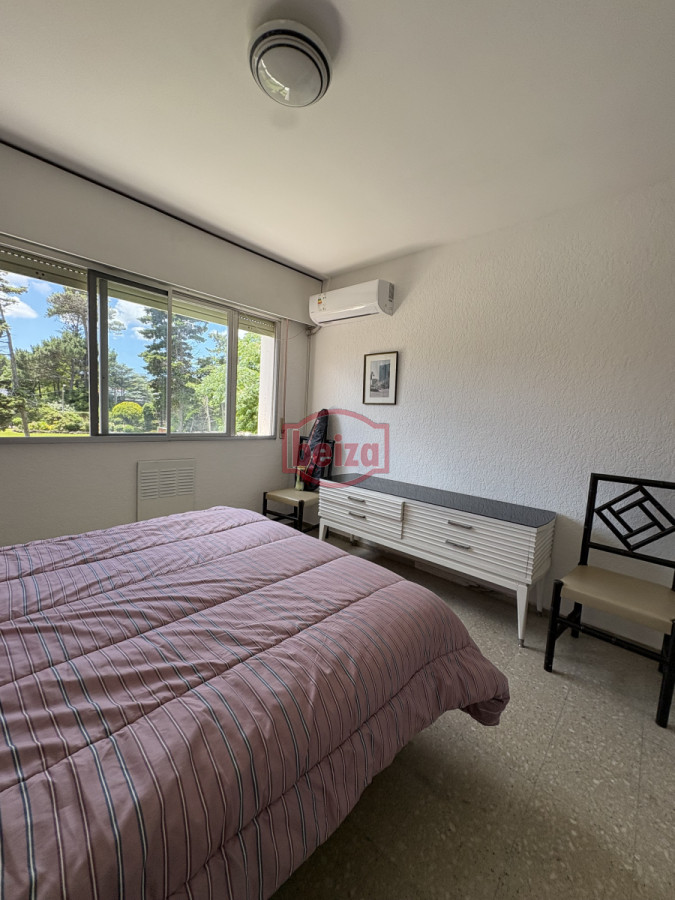 Apartamento ID.166666/un-dormitorio-frente-al-mar - Hermoso apartamento  primera fila mansa