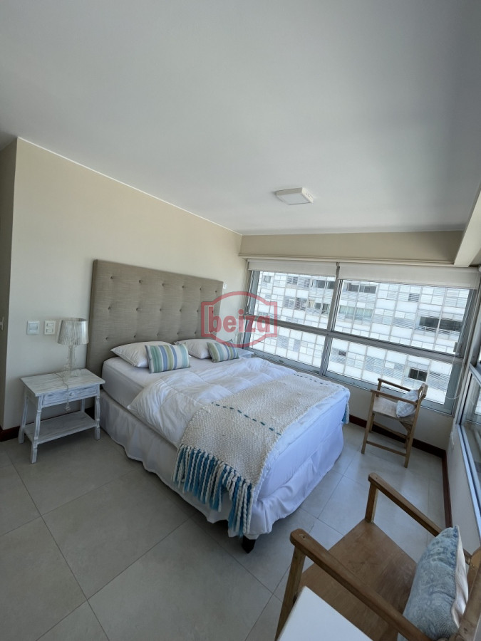 Apartamento ID.165292/Alquiler-por-temporada-de-apartamento-de-3-dormitorios-en-Punta-del-Este - Peninsuls 3 dorm