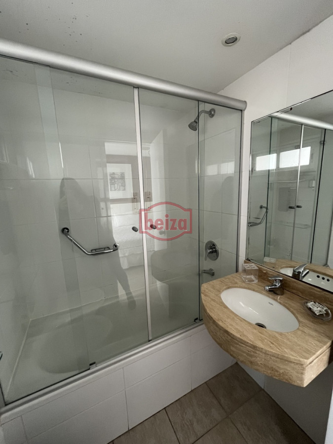 Apartamento ID.163837/Vista-al-mar-y-excelente-ubicación - Apartamento de 2 dormitorios - 