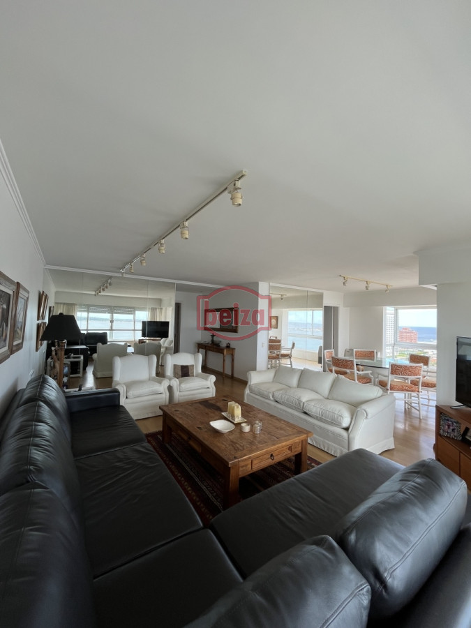 Apartamento ID.165989 - Primera línea de la Mansa. Gran apartamento. 3 Dormitorios y dependencia.