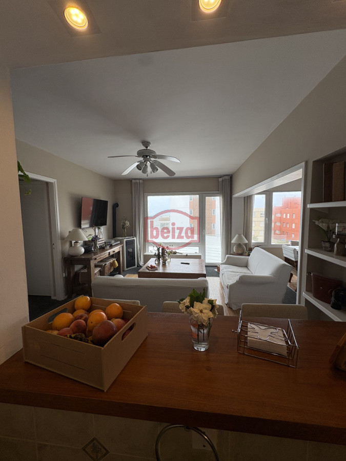 Apartamento ID.166667/Apartamento-frente-al-Mar-en-Playa-Brava - Hermoso apartamento en Punta del Este de tres dormitorios a pasos del mar 