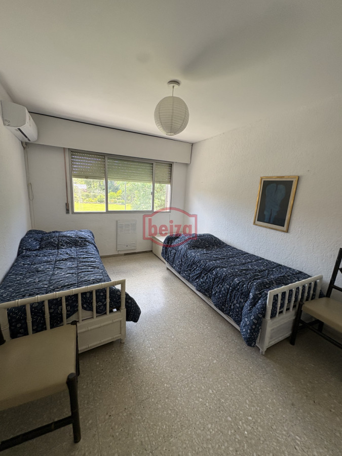 Apartamento ID.166666/un-dormitorio-frente-al-mar - Hermoso apartamento  primera fila mansa