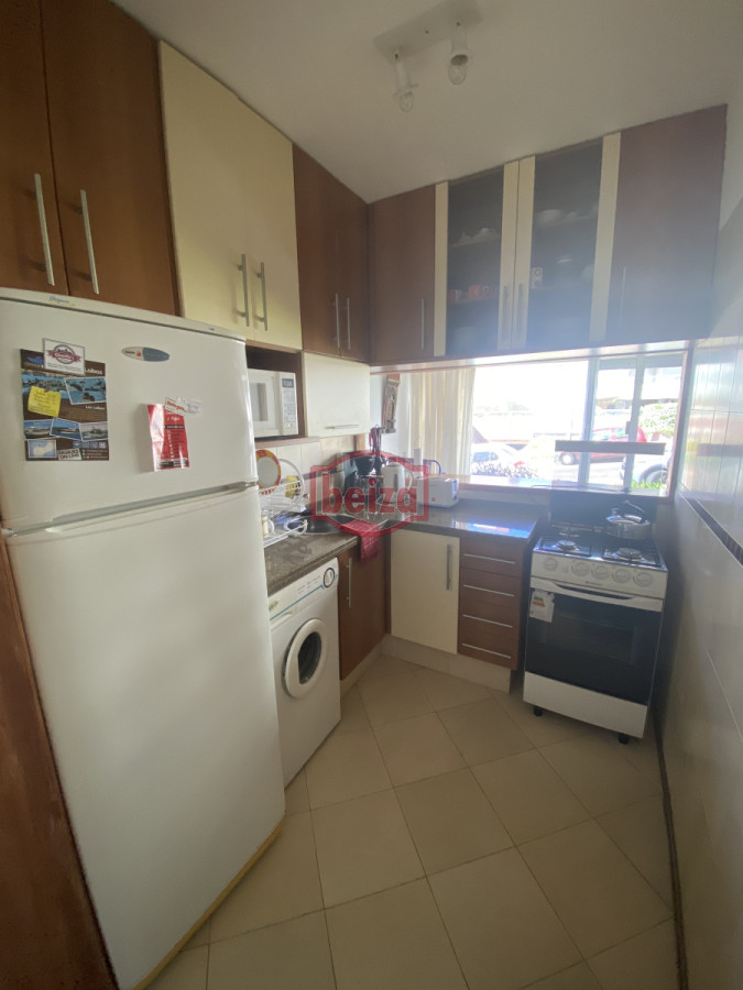 Apartamento ID.166573/APTO-2-DORMS-.-PRÓXIMO-AL-PUERTO-!!!- - Apartamento en Península de 1 Dormitorio