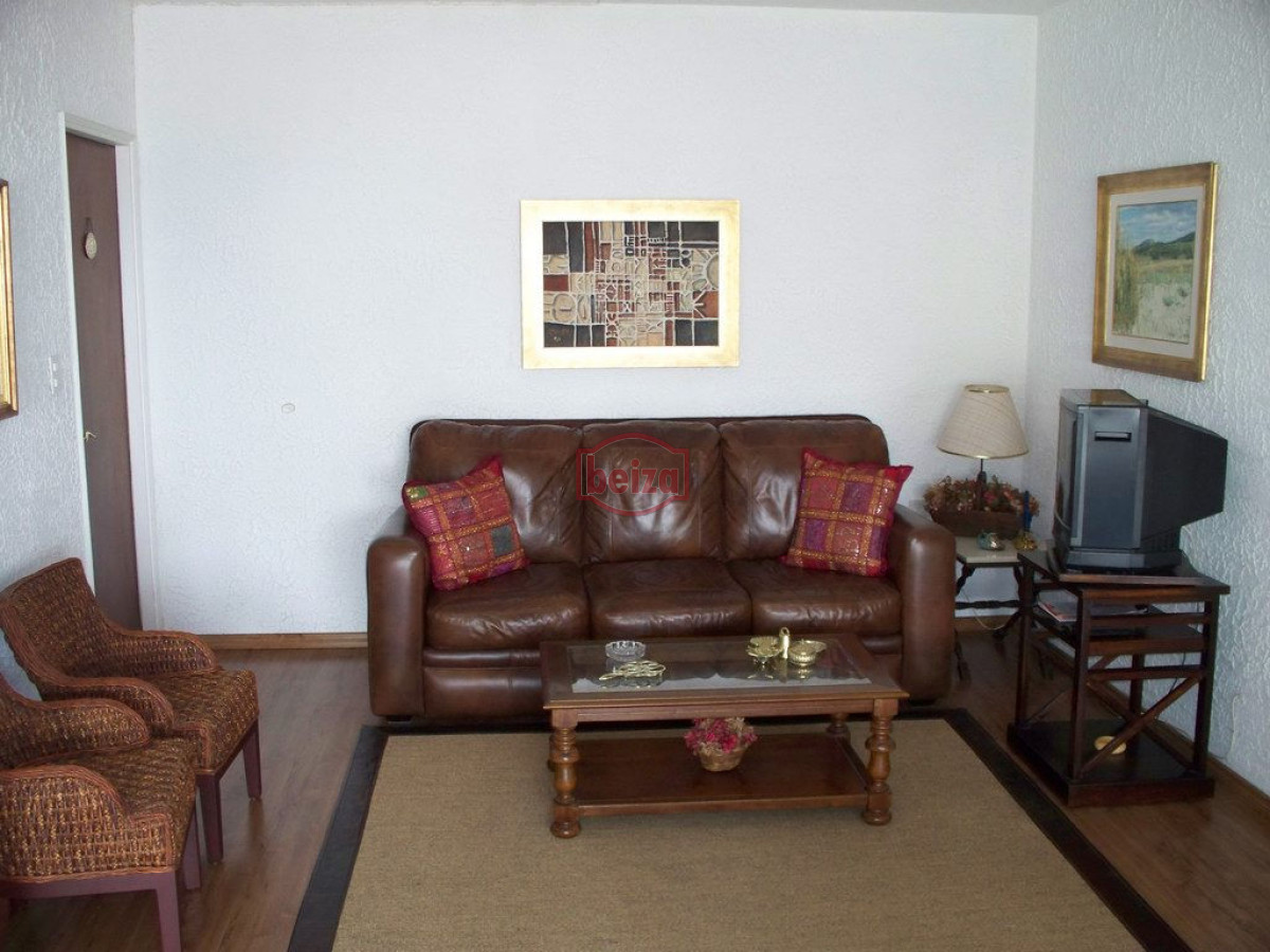 Apartamento ID.10514/A-metros-del-puerto-muy-próximo-a-plaza-de-los-artesanos - A pasos del Puerto Con buena vista a la Brava y a la Isla de lobos