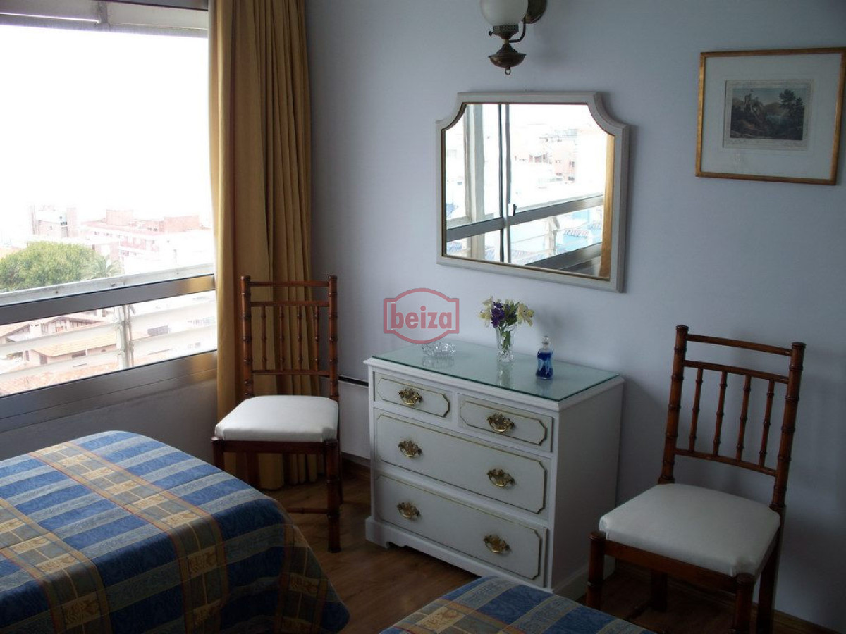Apartamento ID.10514/A-metros-del-puerto-muy-próximo-a-plaza-de-los-artesanos - A pasos del Puerto Con buena vista a la Brava y a la Isla de lobos