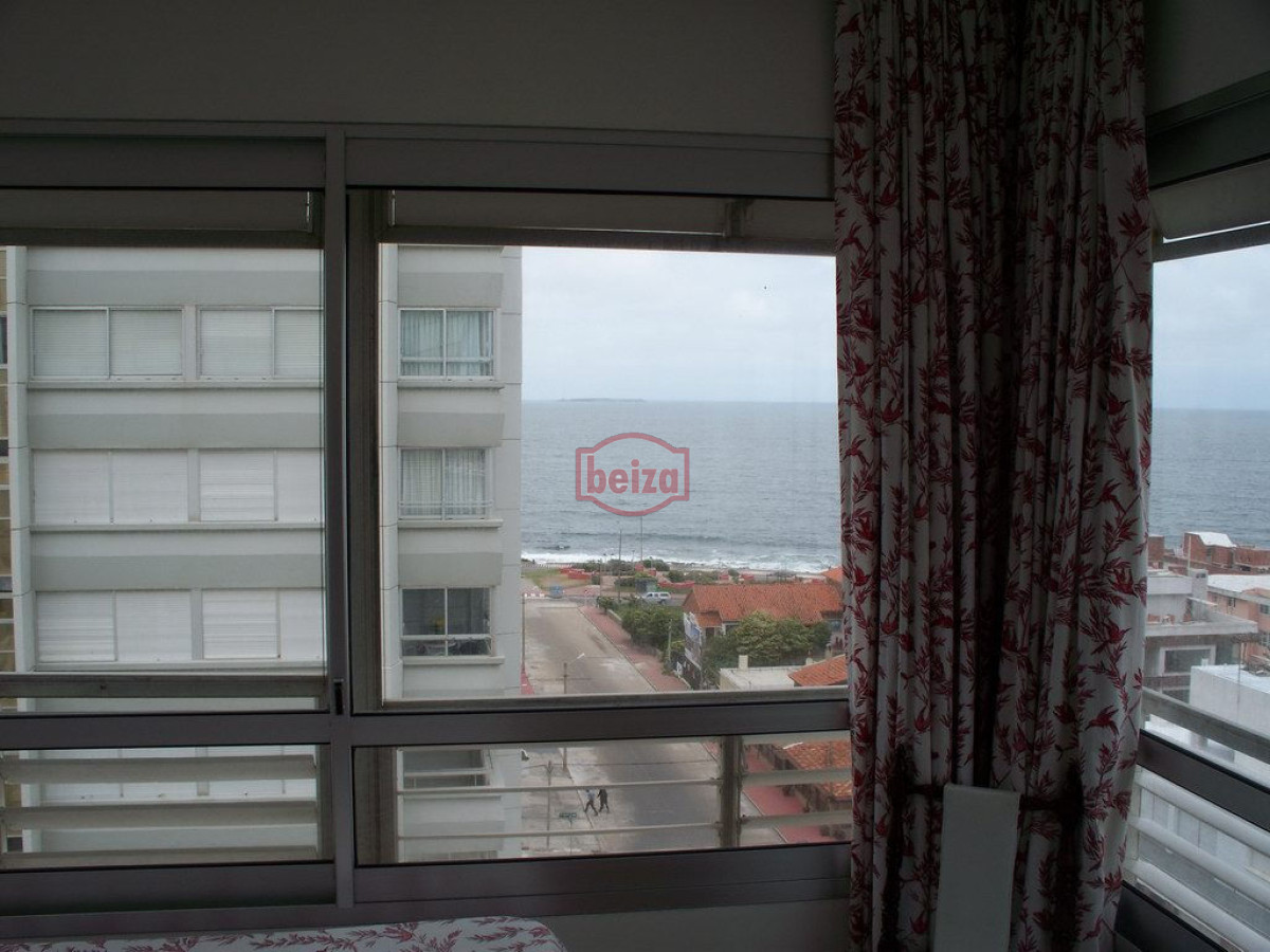 Apartamento ID.10514/A-metros-del-puerto-muy-próximo-a-plaza-de-los-artesanos - A pasos del Puerto Con buena vista a la Brava y a la Isla de lobos