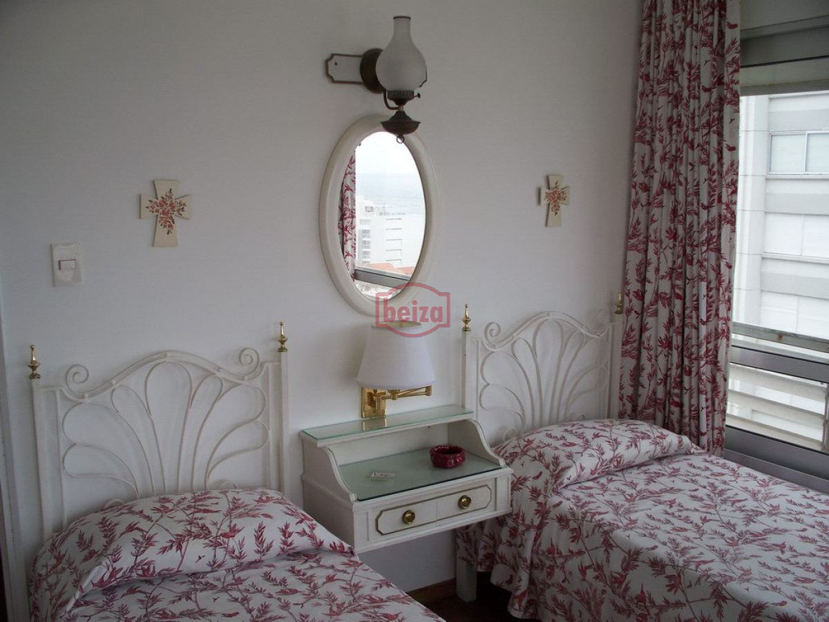 Apartamento ID.10514/A-metros-del-puerto-muy-próximo-a-plaza-de-los-artesanos - A pasos del Puerto Con buena vista a la Brava y a la Isla de lobos