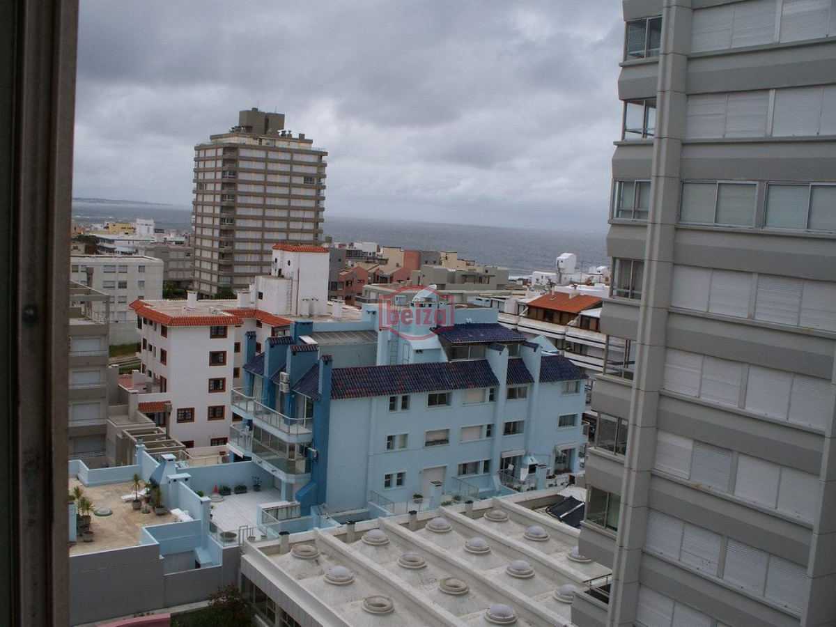 Apartamento ID.10514/A-metros-del-puerto-muy-próximo-a-plaza-de-los-artesanos - A pasos del Puerto Con buena vista a la Brava y a la Isla de lobos