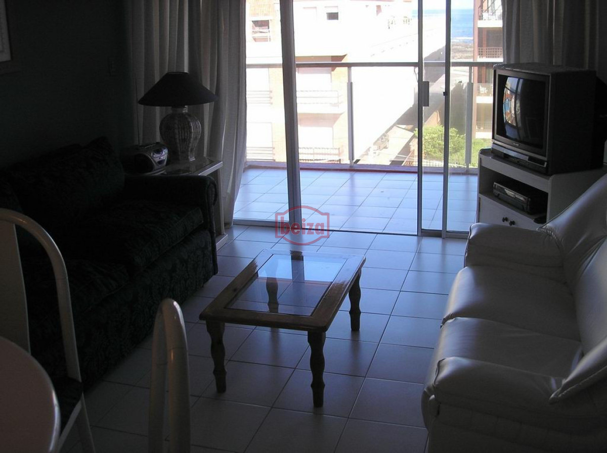 Apartamento ID.160039/Apartamentos-en-Venta--Beiza-Propiedades - Apartamento en Peninsula, 2 dormitorios *