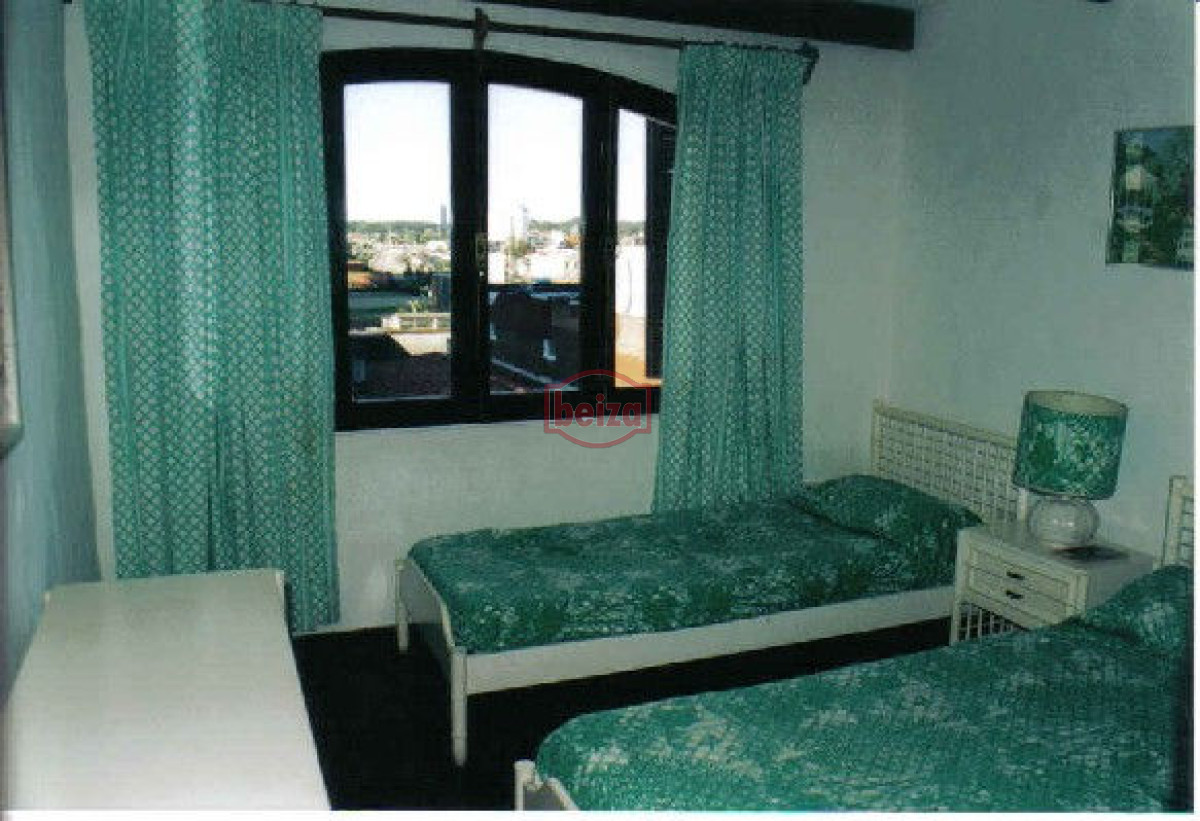 Apartamento ID.160424/Venta-apartamento-3-dormitorios-más-dependencia-reciclado-a-nuevo - Apartamento en Peninsula, 3 dormitorios *