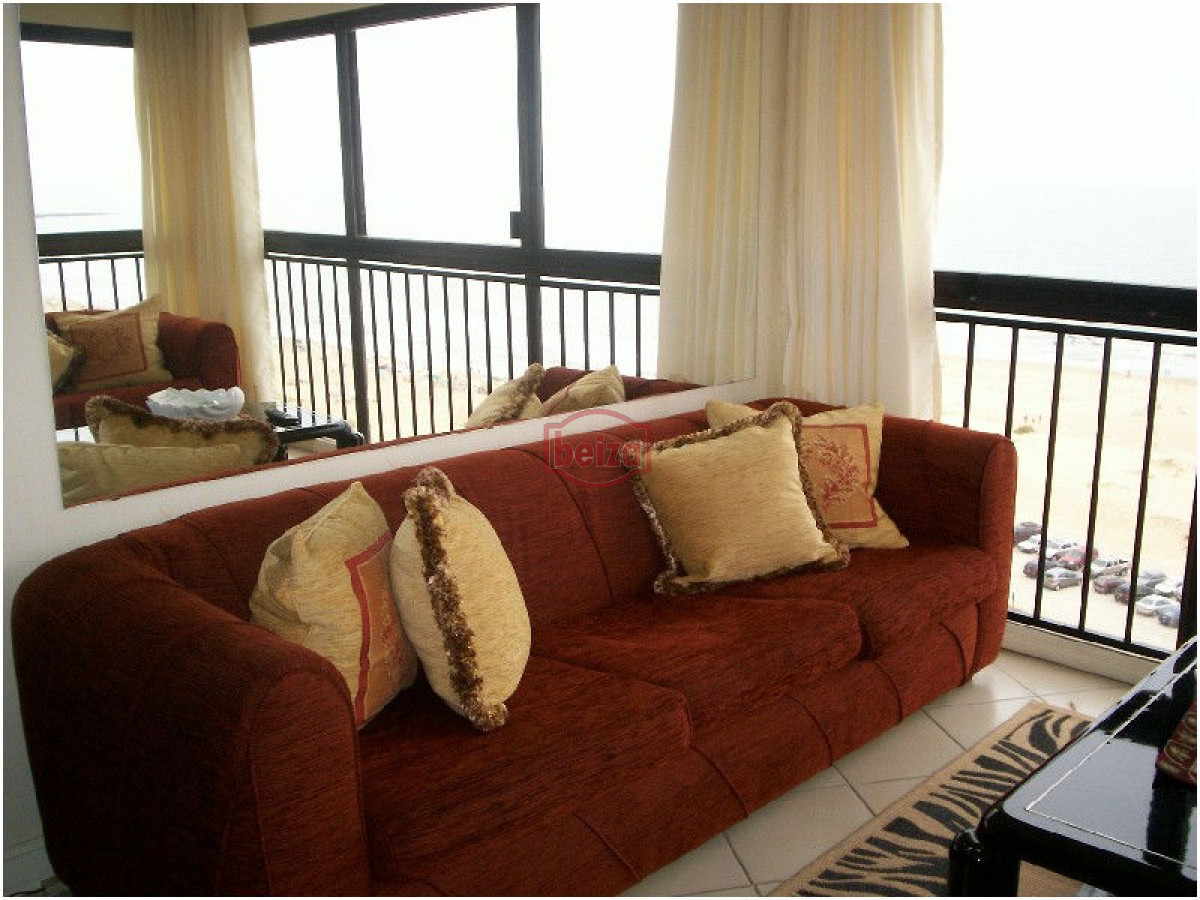 Apartamento ID.161212/Apartamento-en-Brava,-3-dormitorios-en-suite - Apartamento en Brava, 2 dormit venta y alquiler