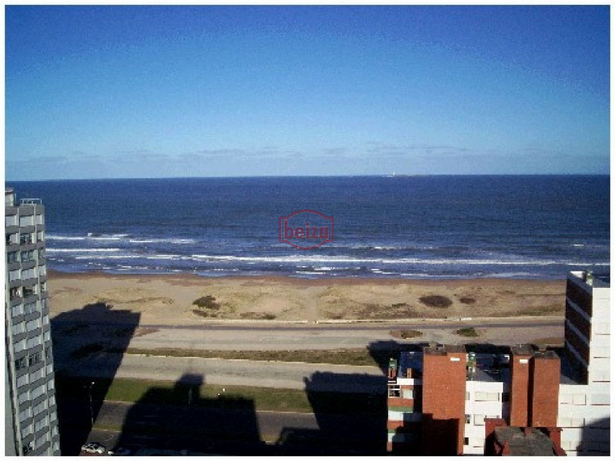 Apartamento ID.162582/Apartamento-en-Peninsula,-4-dormitorios-* - Brava, 1 dormitorio y medio