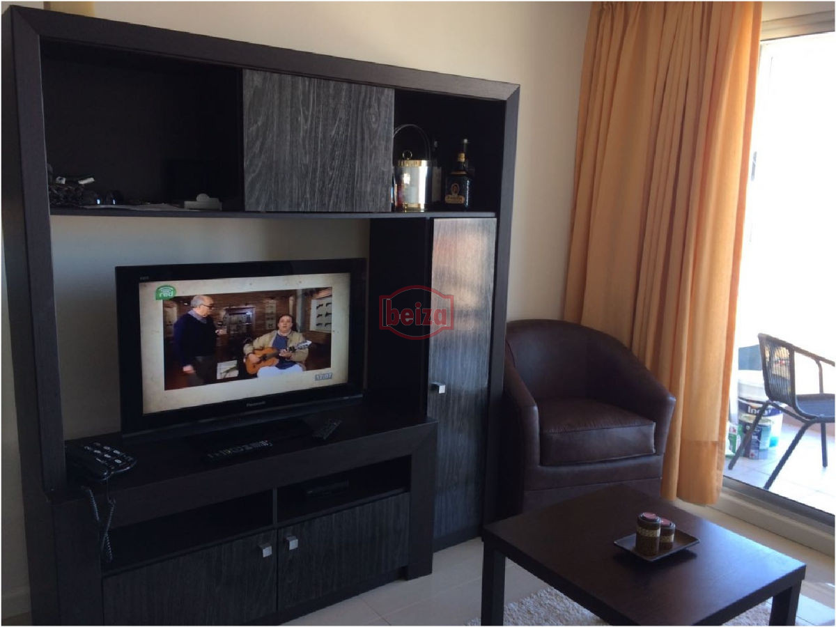 Apartamento ID.162582/Apartamento-en-Peninsula,-4-dormitorios-* - Brava, 1 dormitorio y medio