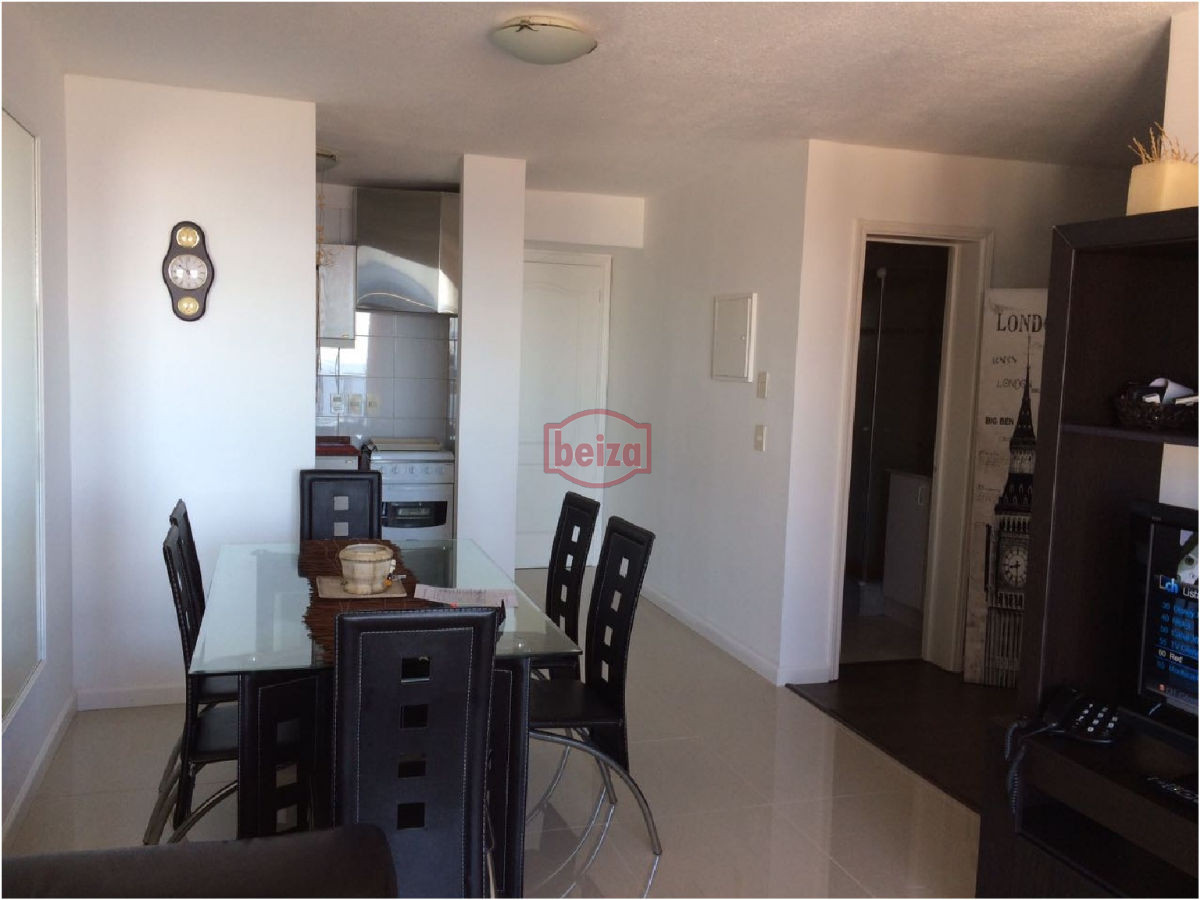 Apartamento ID.162582/Apartamento-en-Peninsula,-4-dormitorios-* - Brava, 1 dormitorio y medio