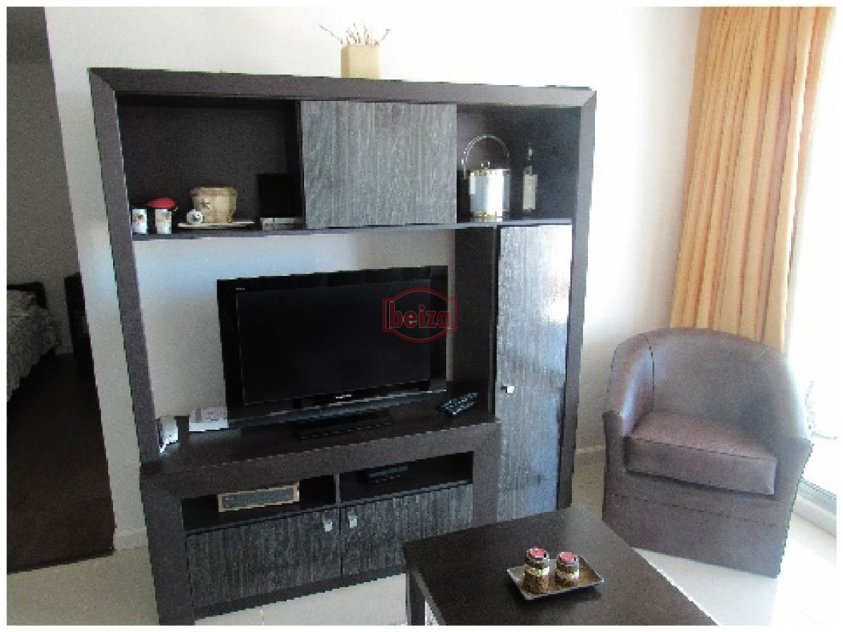 Apartamento ID.162582/Apartamento-en-Peninsula,-4-dormitorios-* - Brava, 1 dormitorio y medio