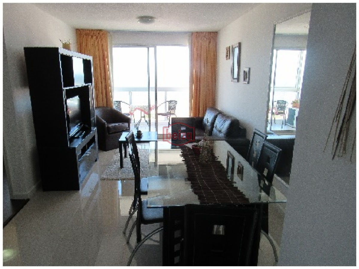Apartamento ID.162582/Apartamento-en-Peninsula,-4-dormitorios-* - Brava, 1 dormitorio y medio