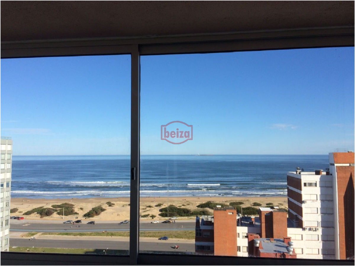 Apartamento ID.162582/Apartamento-en-Peninsula,-4-dormitorios-* - Brava, 1 dormitorio y medio