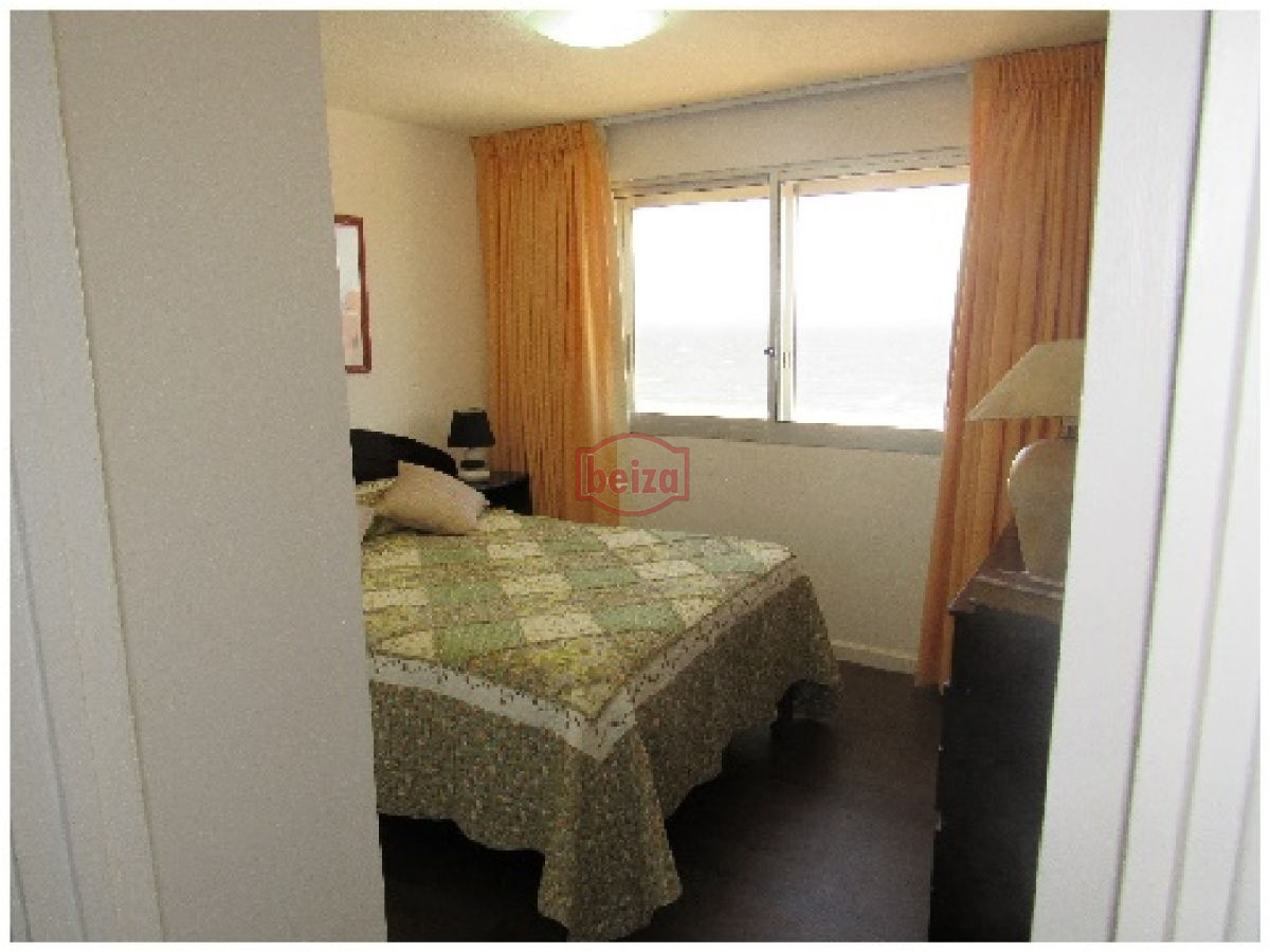 Apartamento ID.162582/Apartamento-en-Peninsula,-4-dormitorios-* - Brava, 1 dormitorio y medio