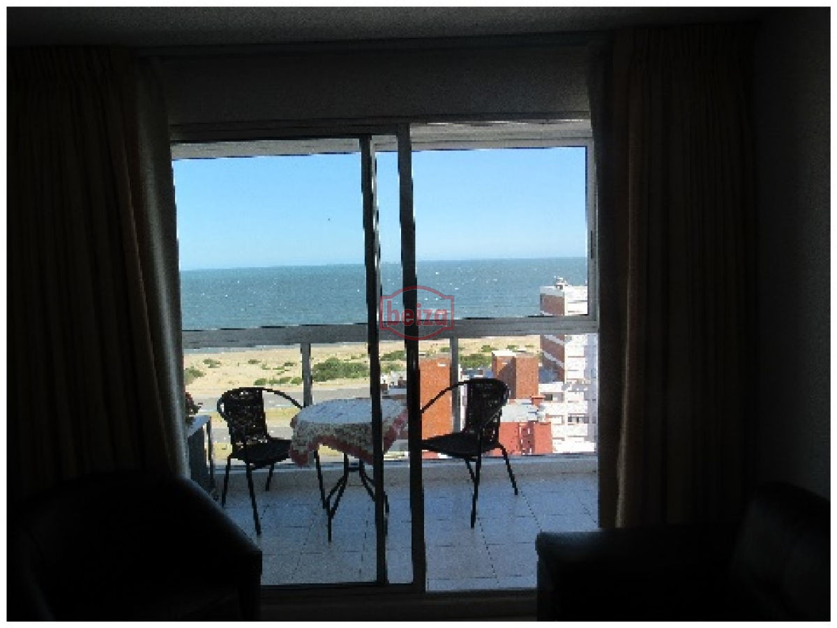 Apartamento ID.162582/Apartamento-en-Peninsula,-4-dormitorios-* - Brava, 1 dormitorio y medio