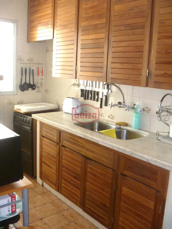 Apartamento ID.162622/EXCELENTE-ENTORNO-Punta-del-Este-cerca-del-shopping- - A pasos de la playa con vista a la bahía - Complejo completo en servicios