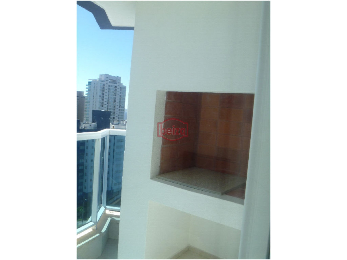 Apartamento ID.162909/VENTA-A-pasos-del-puerto--2-dormitorios-2-baños-con-garage - 2 Dormitorios y medio. Variedad de amenities.