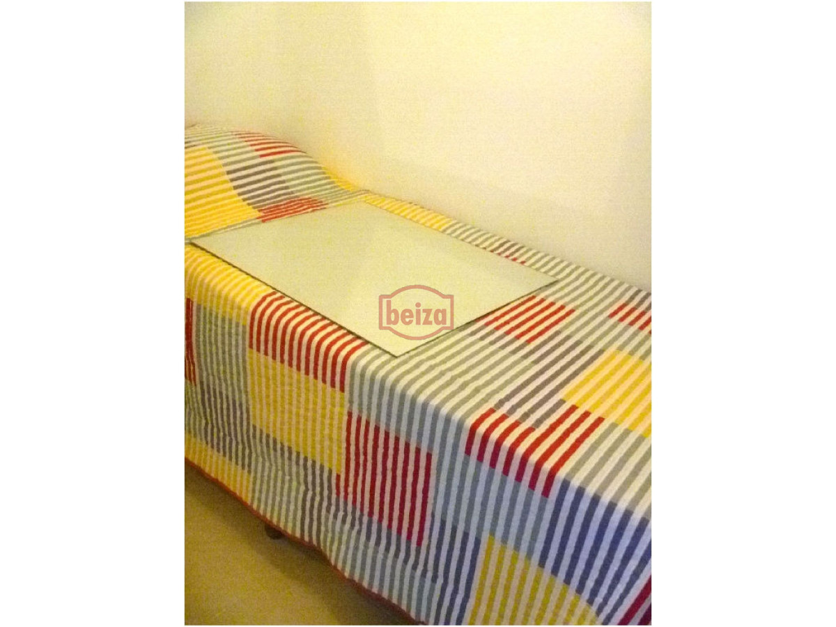Apartamento ID.162909/VENTA-A-pasos-del-puerto--2-dormitorios-2-baños-con-garage - 2 Dormitorios y medio. Variedad de amenities.