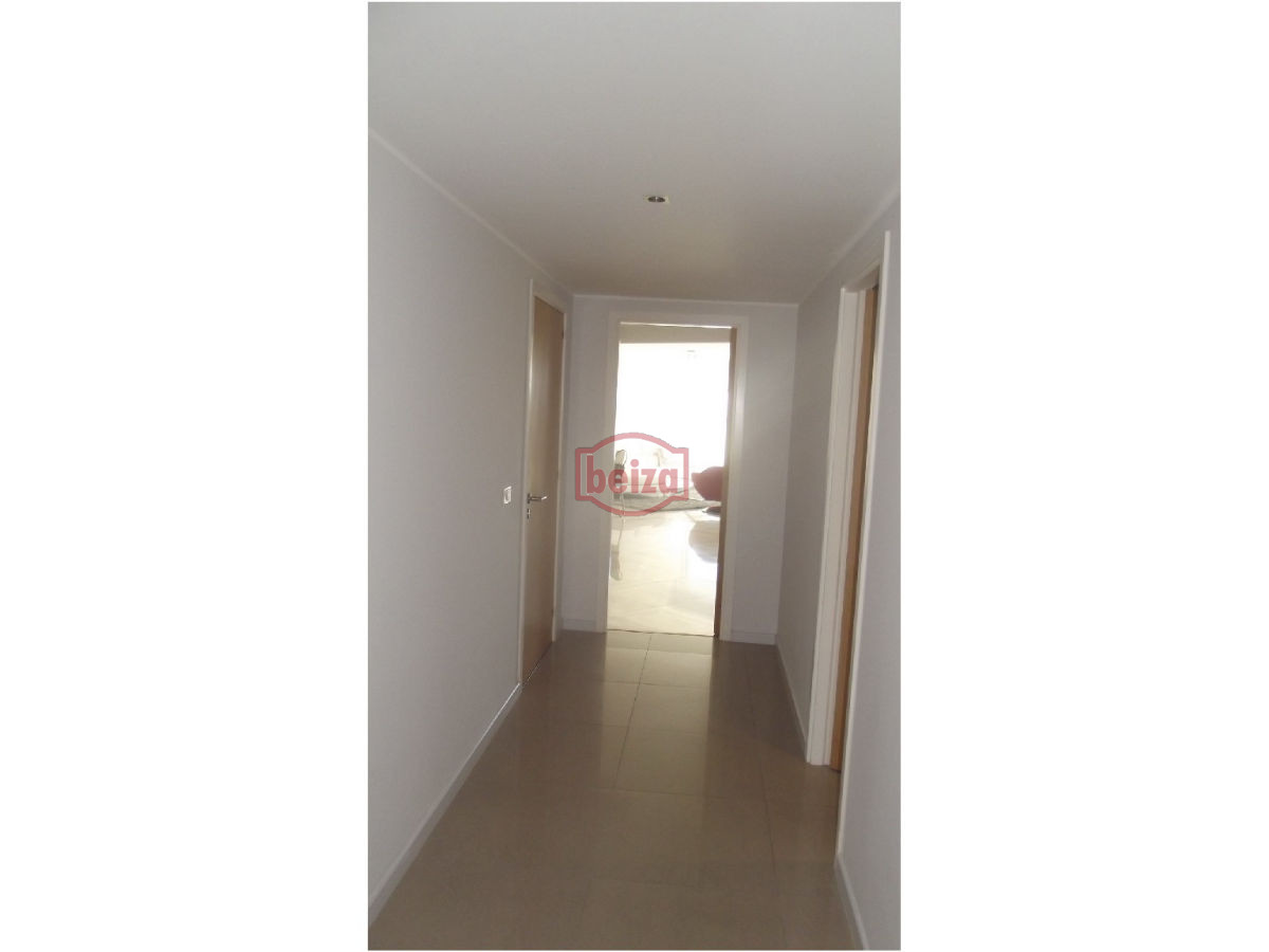 Apartamento ID.163019/2-Dormitorios-y-medio.-Variedad-de-amenities. - Apartamento en Mansa, 3 dormitorios *
