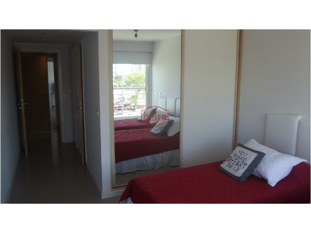 Apartamento ID.163019/2-Dormitorios-y-medio.-Variedad-de-amenities. - Apartamento en Mansa, 3 dormitorios *