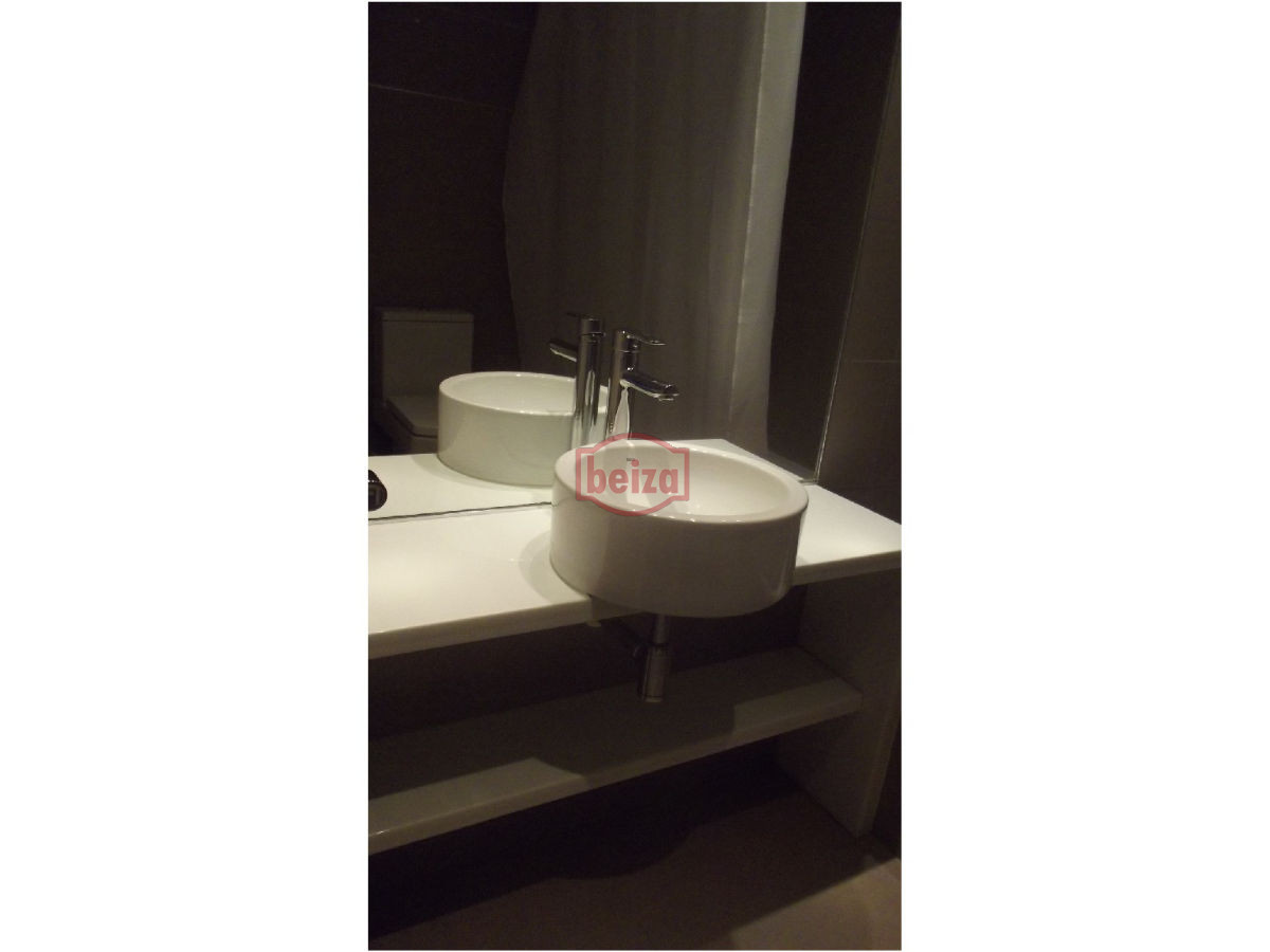 Apartamento ID.163019/2-Dormitorios-y-medio.-Variedad-de-amenities. - Apartamento en Mansa, 3 dormitorios *