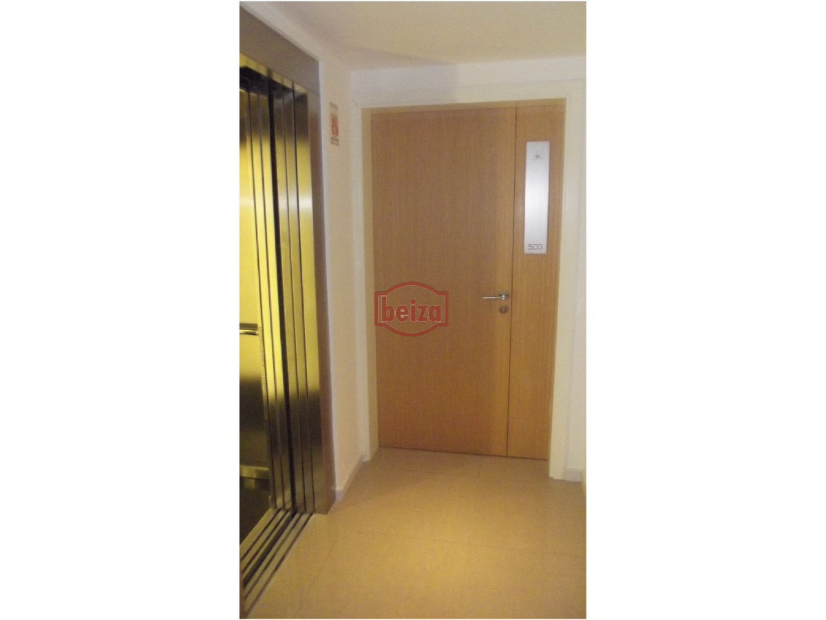 Apartamento ID.163019/2-Dormitorios-y-medio.-Variedad-de-amenities. - Apartamento en Mansa, 3 dormitorios *