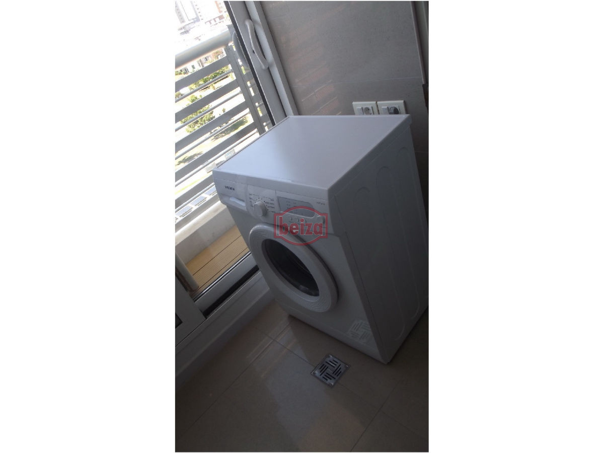 Apartamento ID.163019/2-Dormitorios-y-medio.-Variedad-de-amenities. - Apartamento en Mansa, 3 dormitorios *