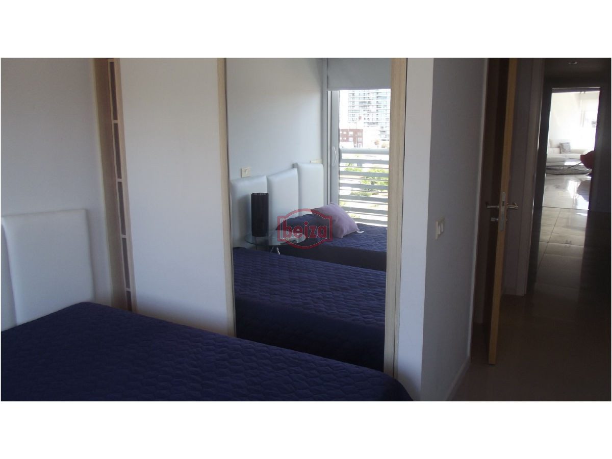 Apartamento ID.163019/2-Dormitorios-y-medio.-Variedad-de-amenities. - Apartamento en Mansa, 3 dormitorios *