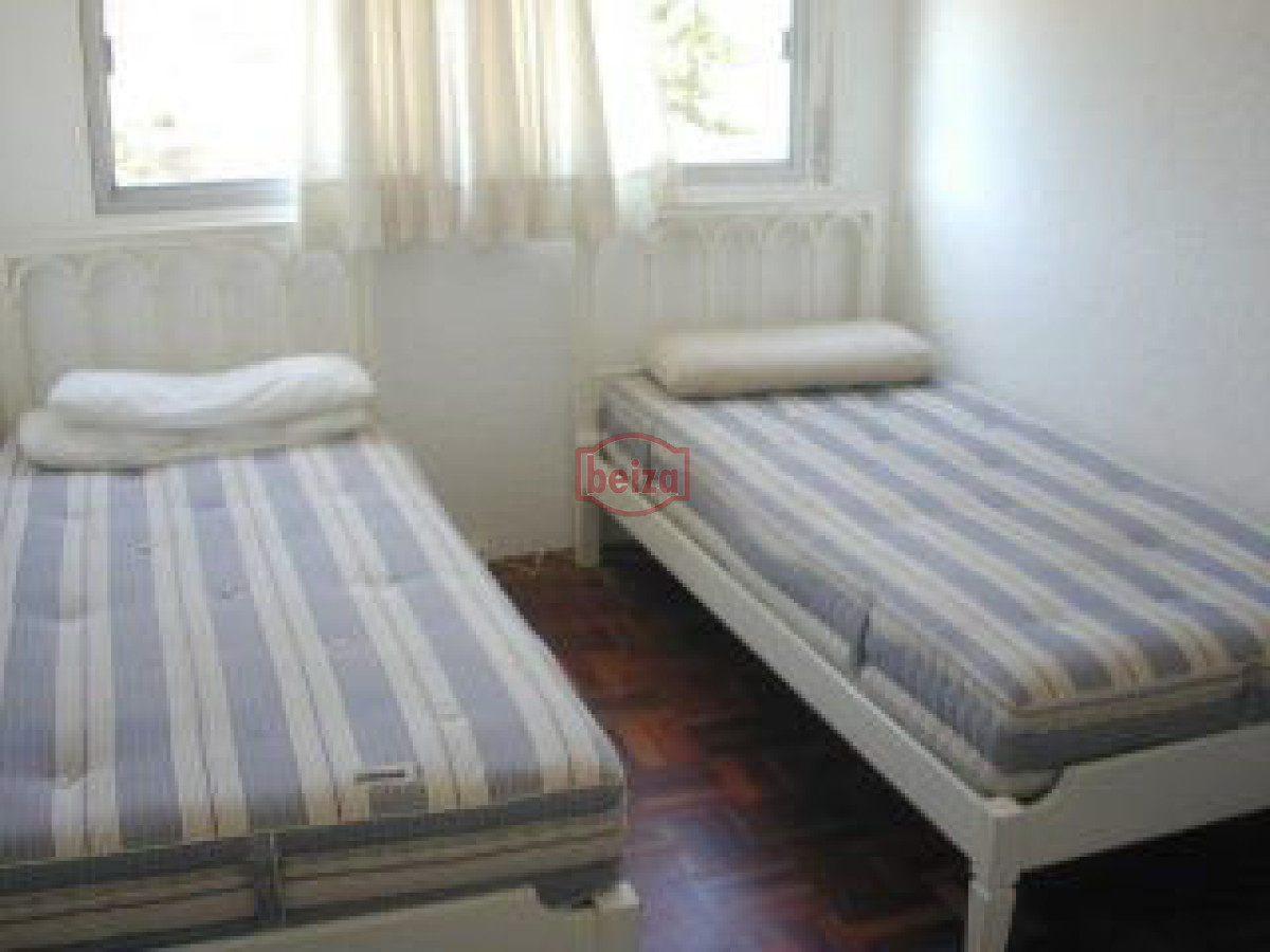 Apartamento ID.371/Apartamento-en-Penìnsula - En playa mansa con buena vista  al mar