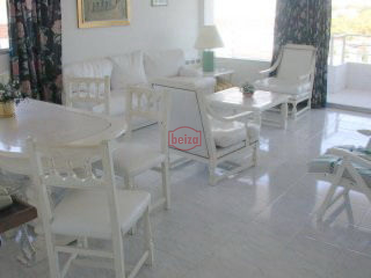 Apartamento ID.371/Apartamento-en-Penìnsula - En playa mansa con buena vista  al mar