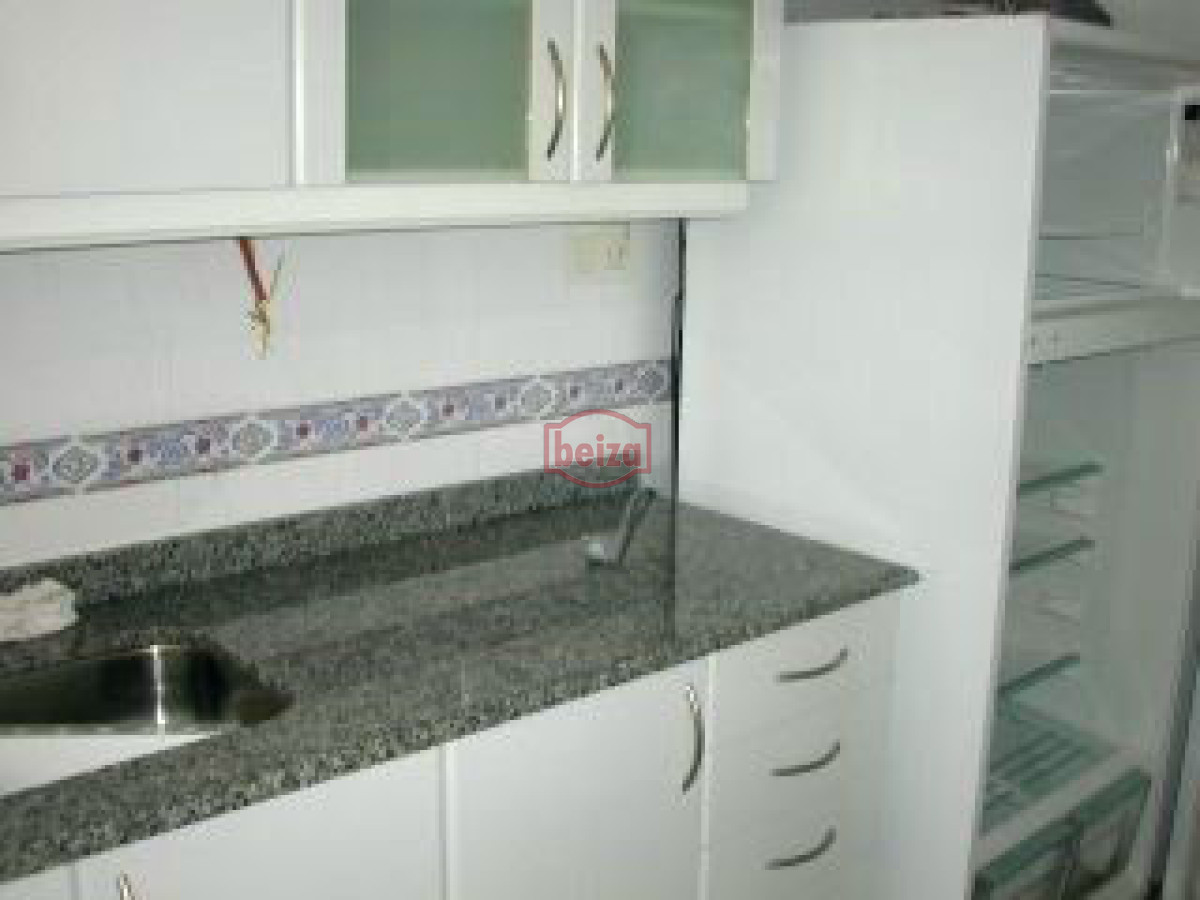 Apartamento ID.371/Apartamento-en-Penìnsula - En playa mansa con buena vista  al mar