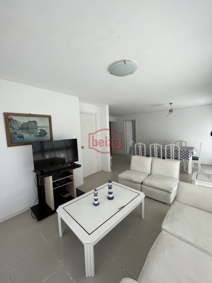 Apartamento ID.90171/Apartamento-en-Peninsula,-1-dormitorios-* - Pent House  con vista a Mansa y Brava
