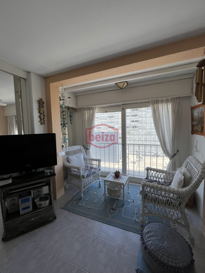 Apartamento ID.10749/Apartamento-en-Brava,-3-dormitorios-en-suite - Oportunidad de inversión en Punta del Este