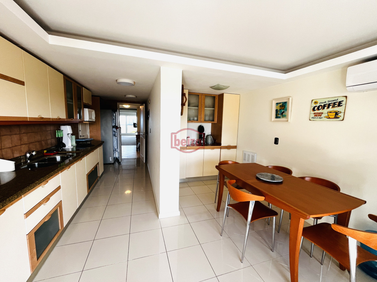 Apartamento ID.162946 - Venta 3 Dormitorios Primera fila Mansa