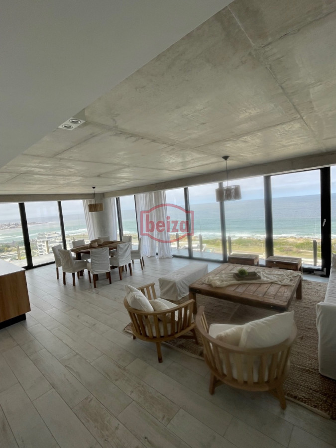 Apartamento ID.165043/venta-apartamento-3-dormitorios-con-imponente-terraza. - Apartamento en Punta del Este, Brava