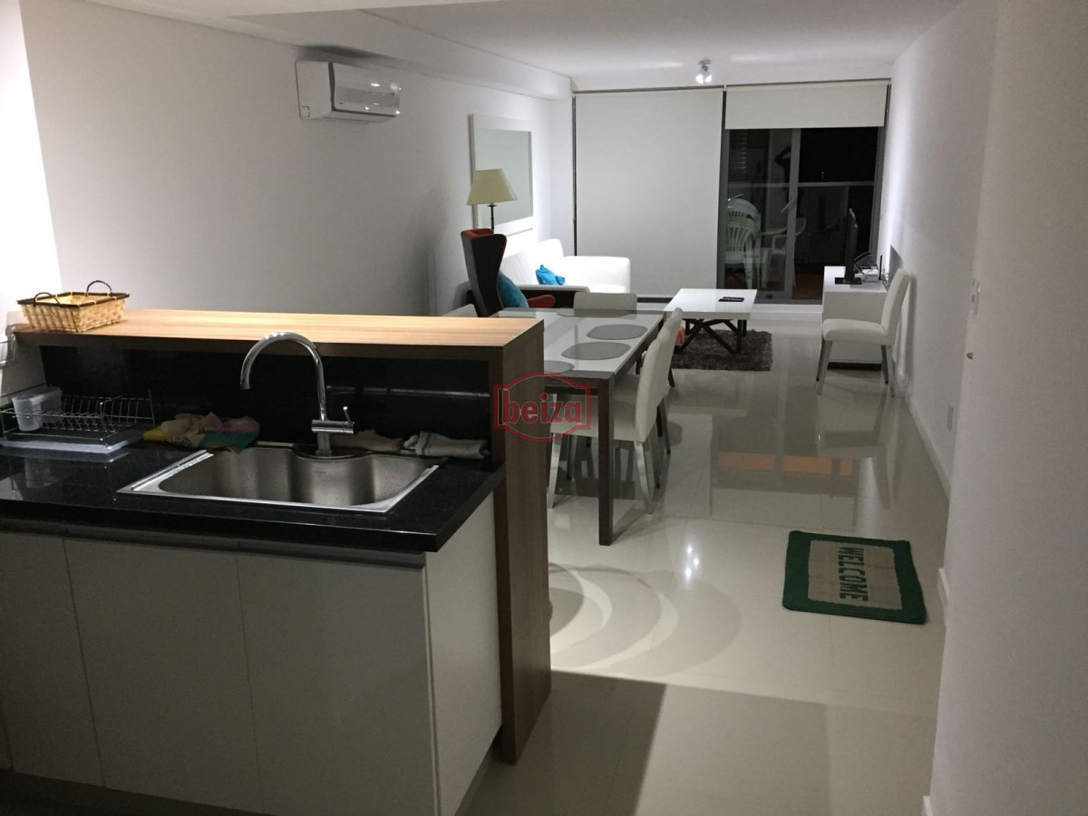 Apartamento ID.163625/Apartamento-de-2-Dormitorios-y-2-Baños- - Apartamento en Punta del Este, Brava