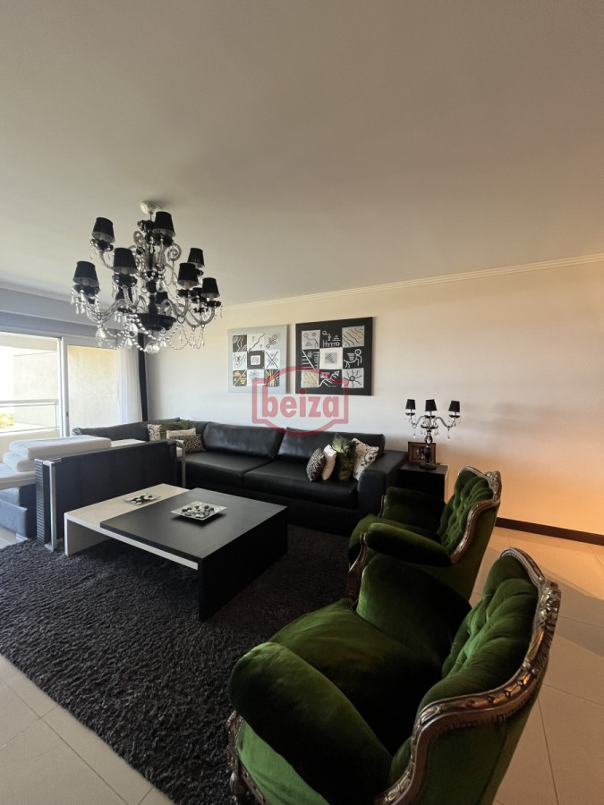 Apartamento ID.160854/Apartamento-en-Brava,-3-dormitorios-en-suite - Apartamento en Brava, 3 dormitorios en suite