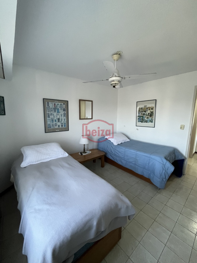 Apartamento ID.165863/Alquiler-de-depto-en-el-puerto- - Oportunidad única