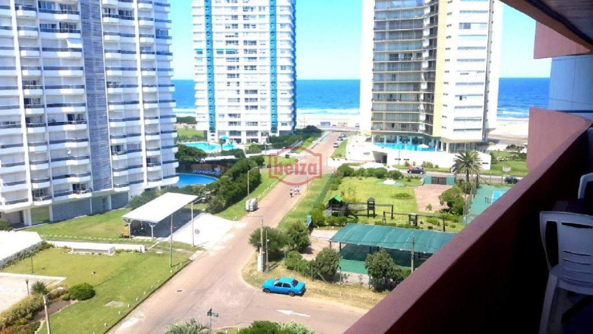 Apartamento ID.161172/Apartamento-en-Mansa,-1-dormitorio-y-medio - Apartamento en Brava, 2 dormitorios *