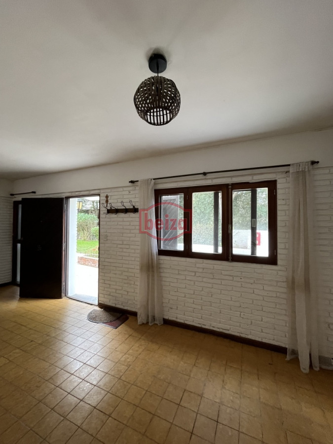 Apartamento ID.161166/Oportunidad-Cómodo-Apto-2-Dormitorios-En-Gorlero - Apartamento en Roosevelt, 2 dormitorios *